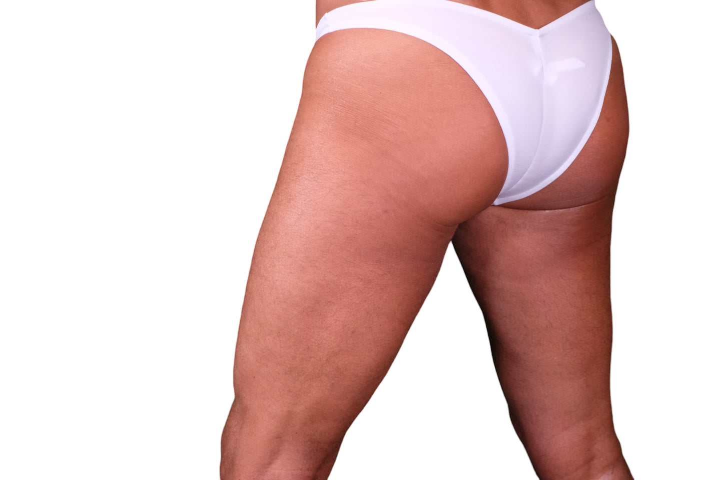 Clever Girl Erect Lips Bikini